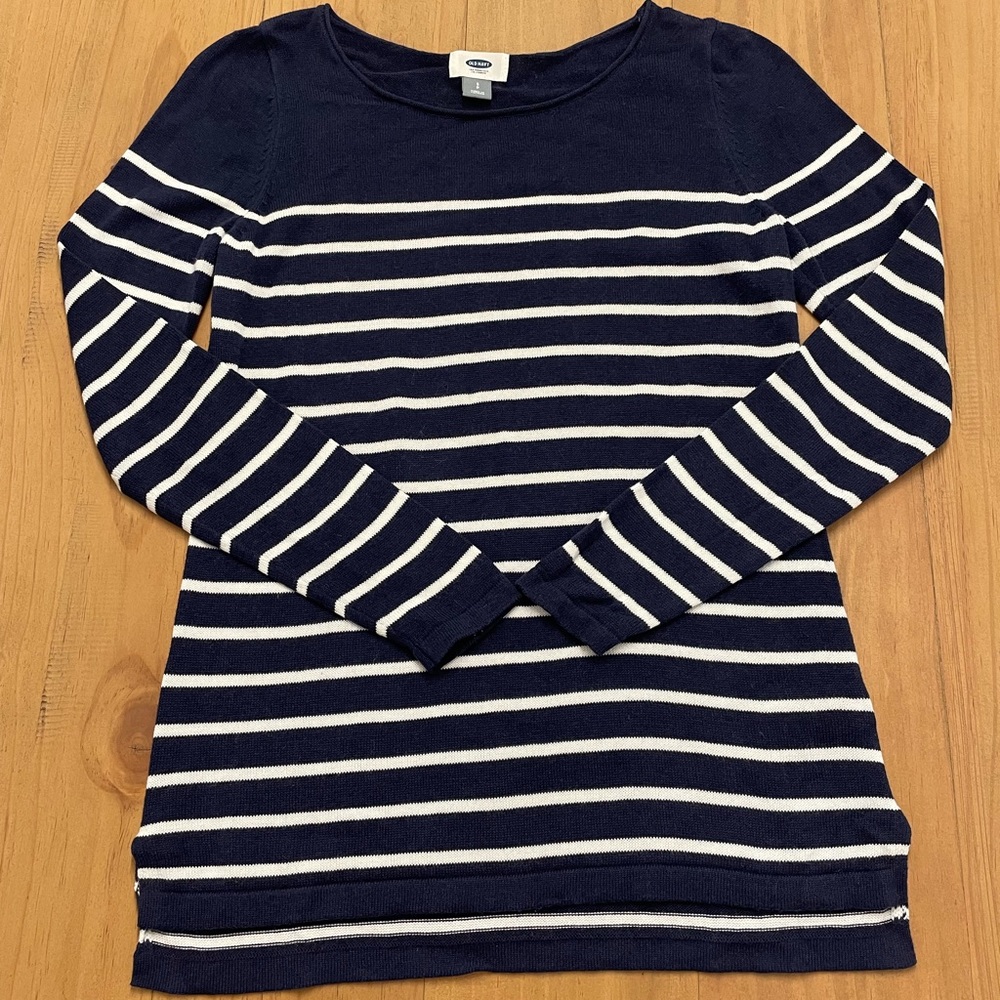 Old Navy Size Small Navy Blue and White Striped Sweater